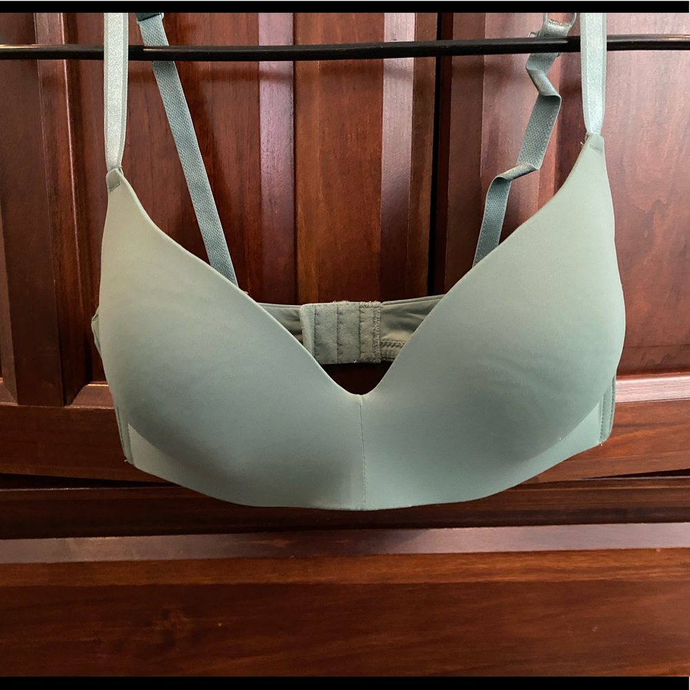 Sage green size 36D Auden bra